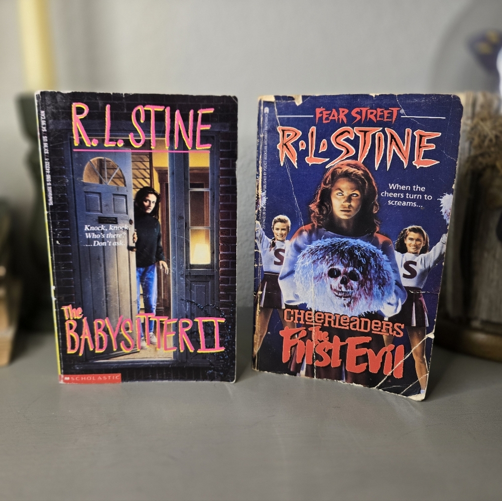R.L. Stine Horror Book Set